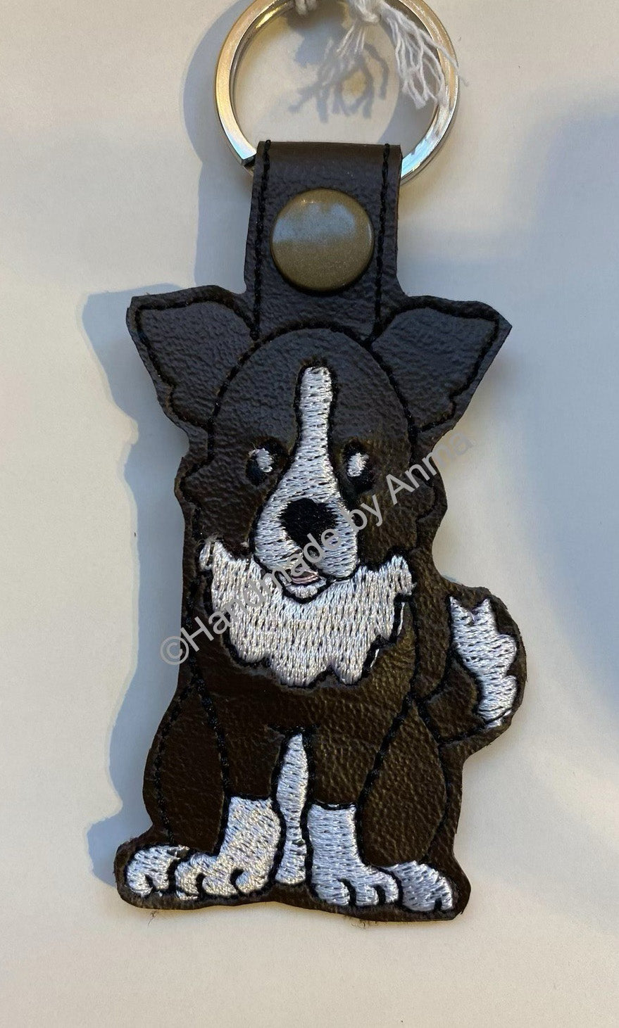 Brown Border Collie keyring